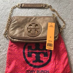 COPY - Tory burch clutch